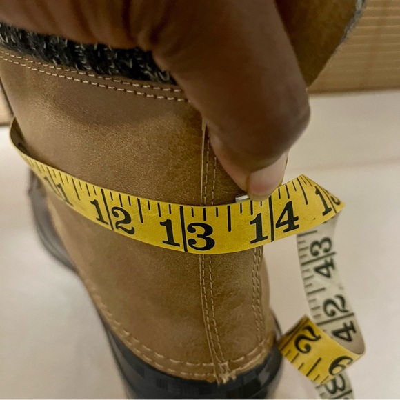 JustFab Navy/Tan Evi Knit Sock Liner Duck Boots - Picture 11 of 11